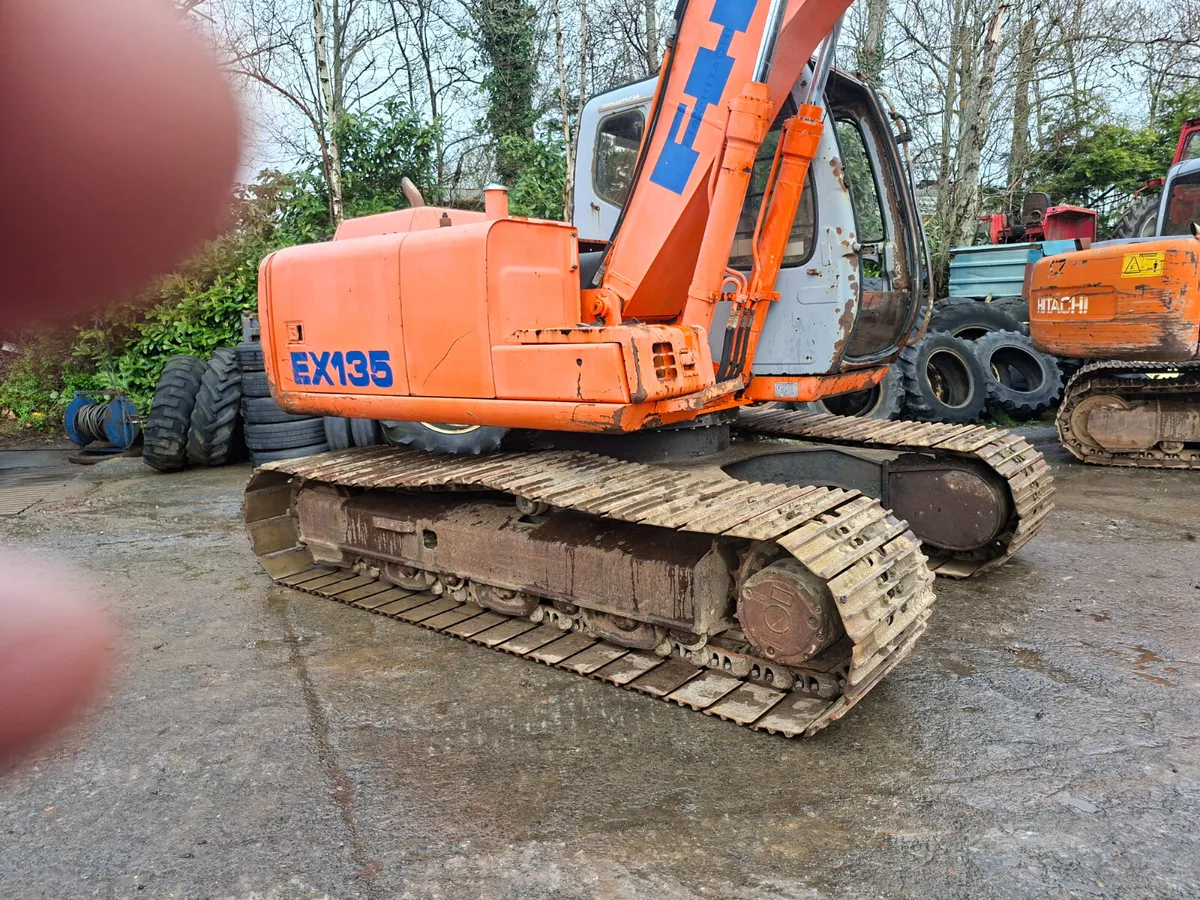 Fiat hitachi ex135 - Image 1