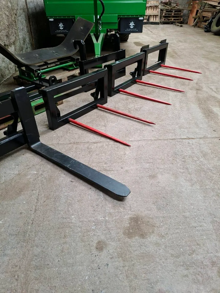 Pinnacle Fabrication Bale Spike - Image 2