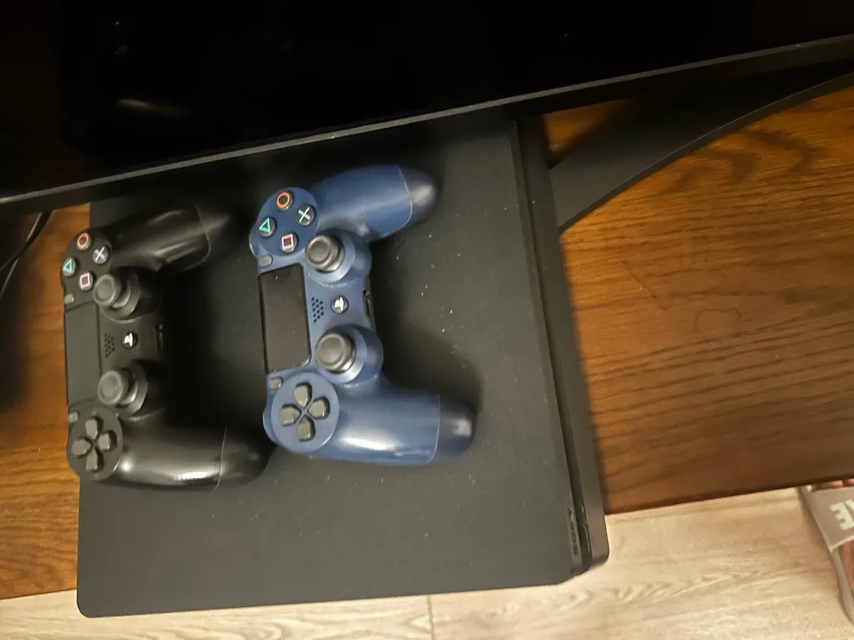 PS4 - Image 2