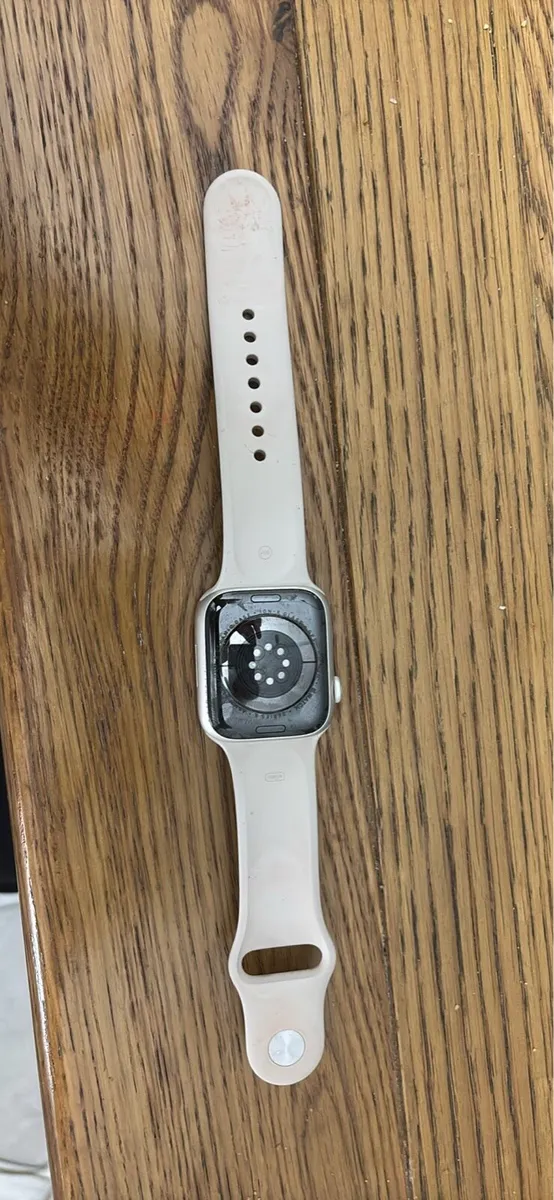 Apple Watch Series 8 45MM - Image 1