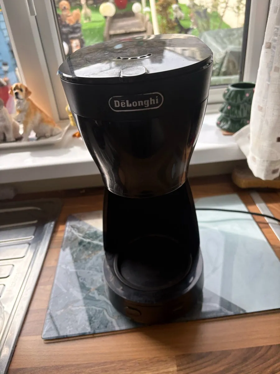 Delonghi filters coffee machine - Image 1
