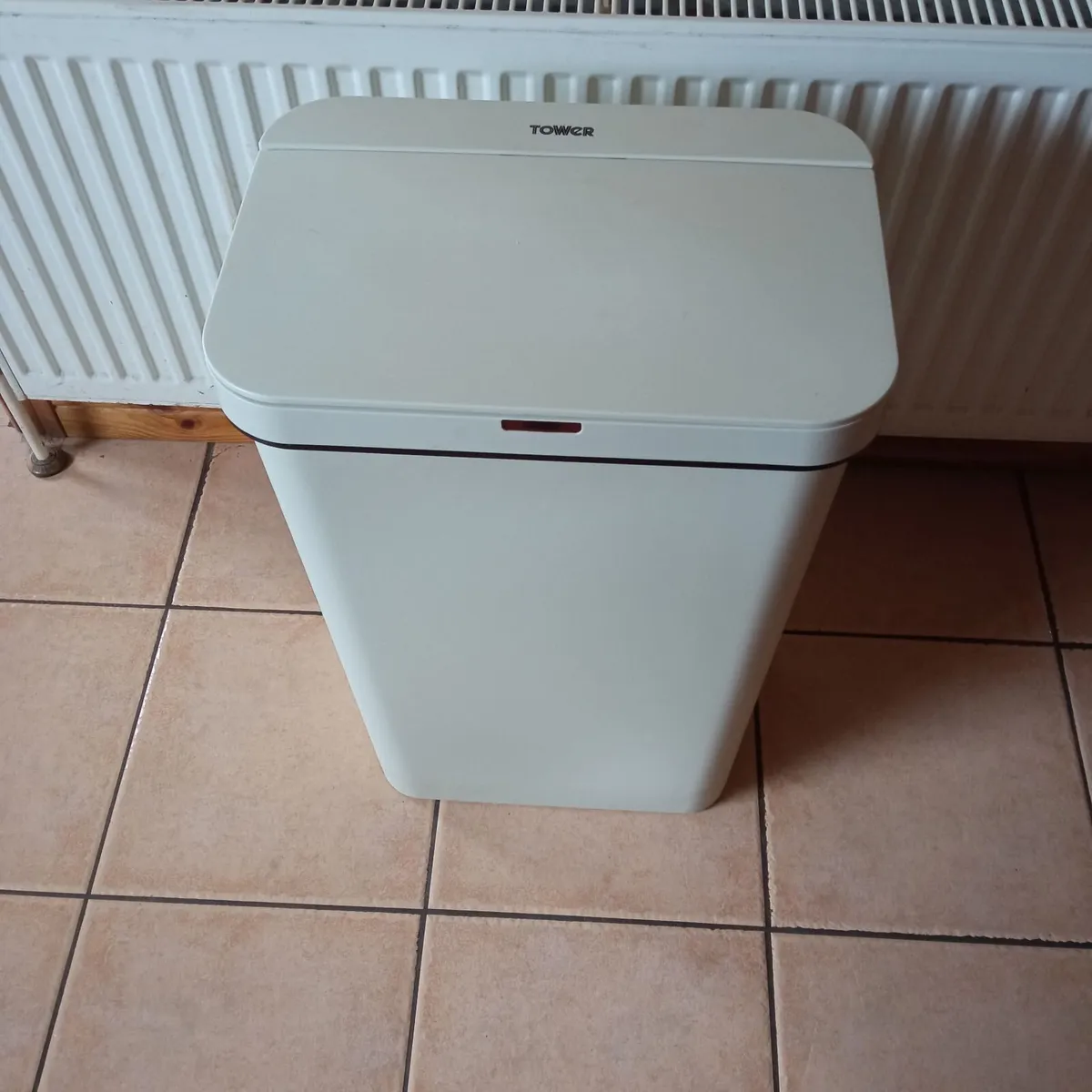 Sensor Waste  Bin - Image 1