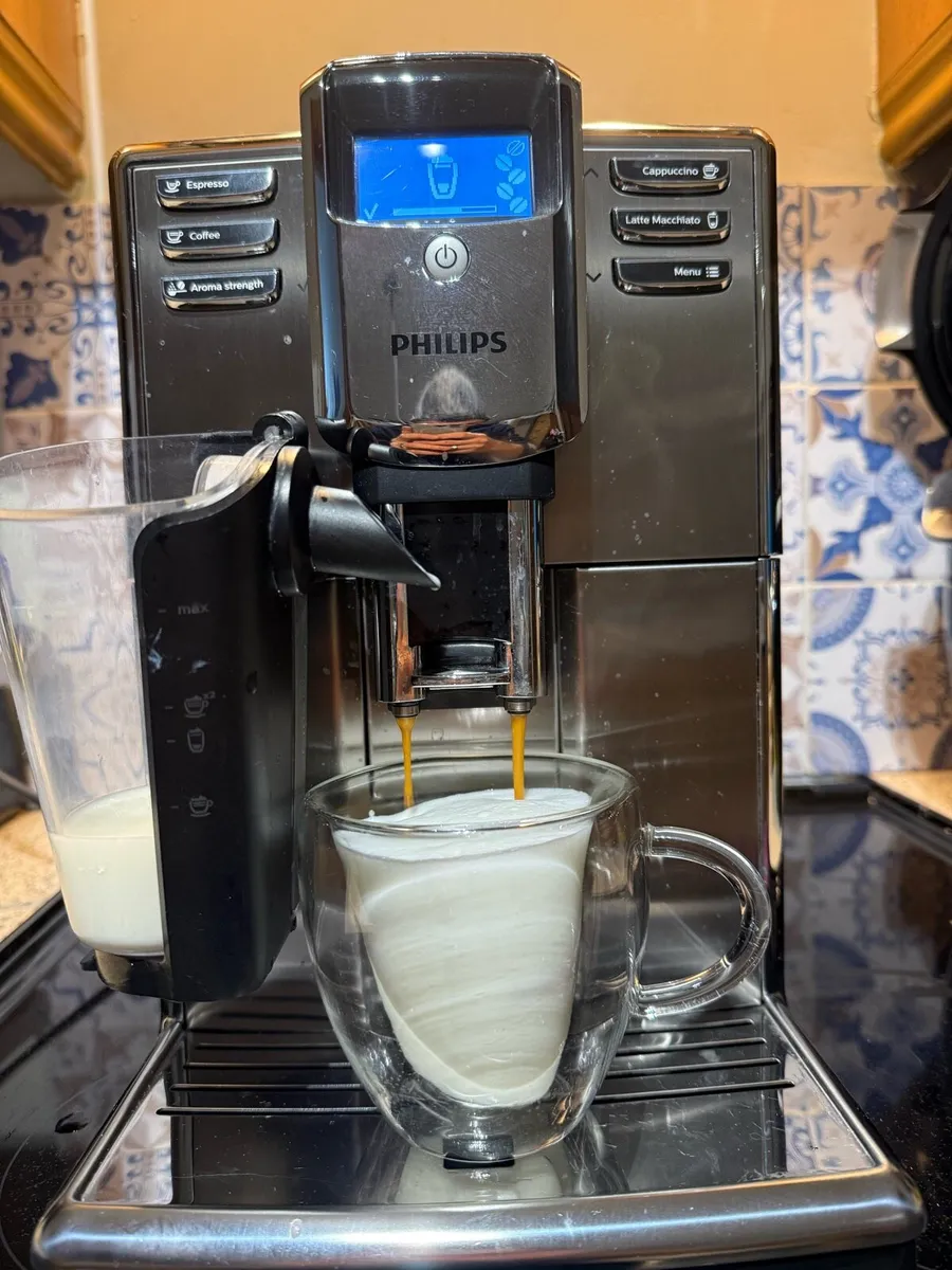 Coffee Machine Philips LatteGo - Image 2