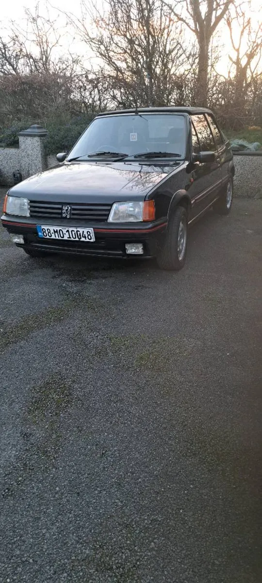 Peugeot 205 CTI