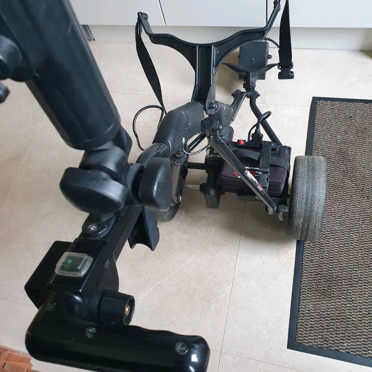 Powakaddy Freeway Golf Trolley - Image 3