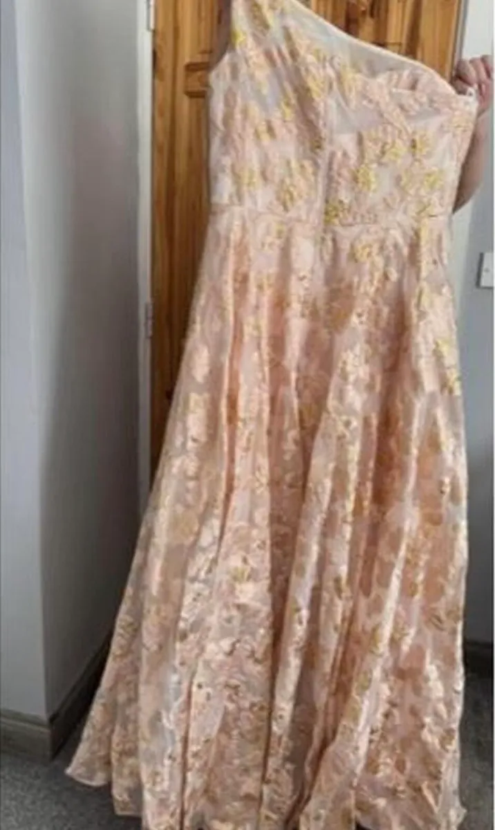 Debs dress - Image 4