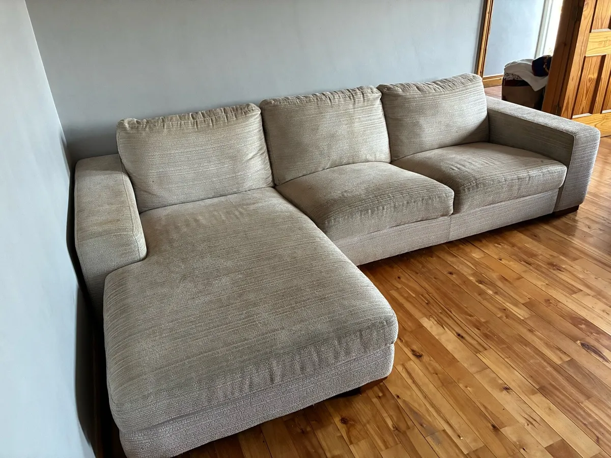 3 Seater L Shaped Couch - Image 2