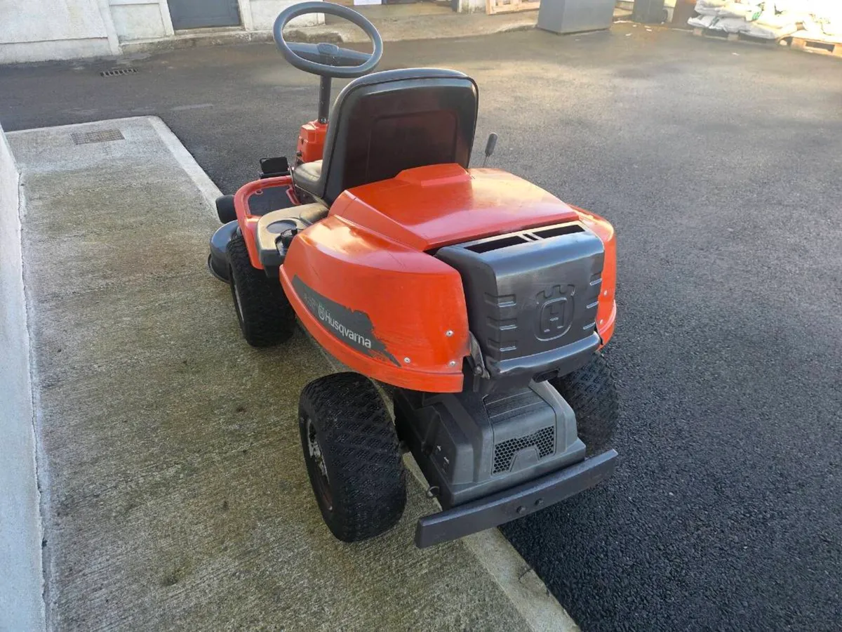 Husquvana lawnmower for sale - Image 4