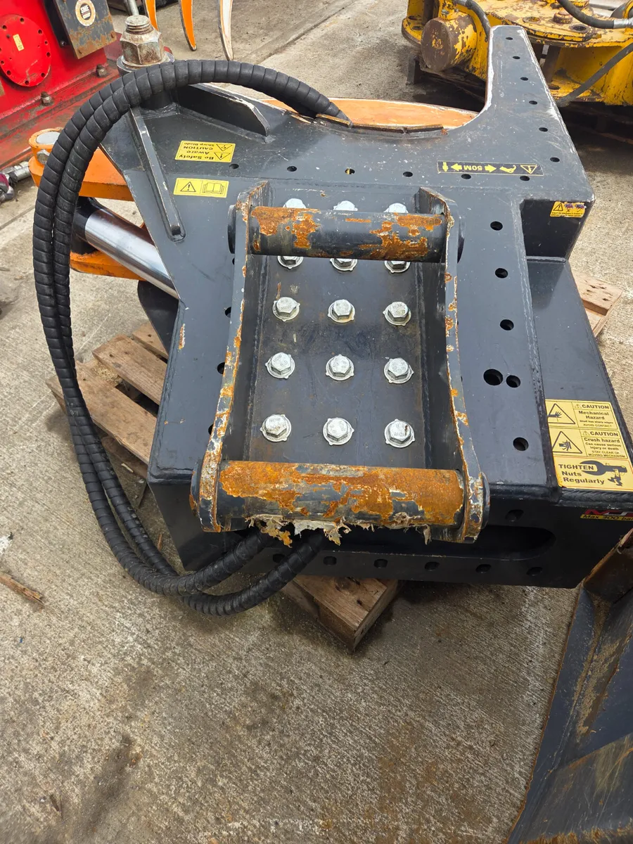 Ex hire Mde400 tree shears choice - Image 3