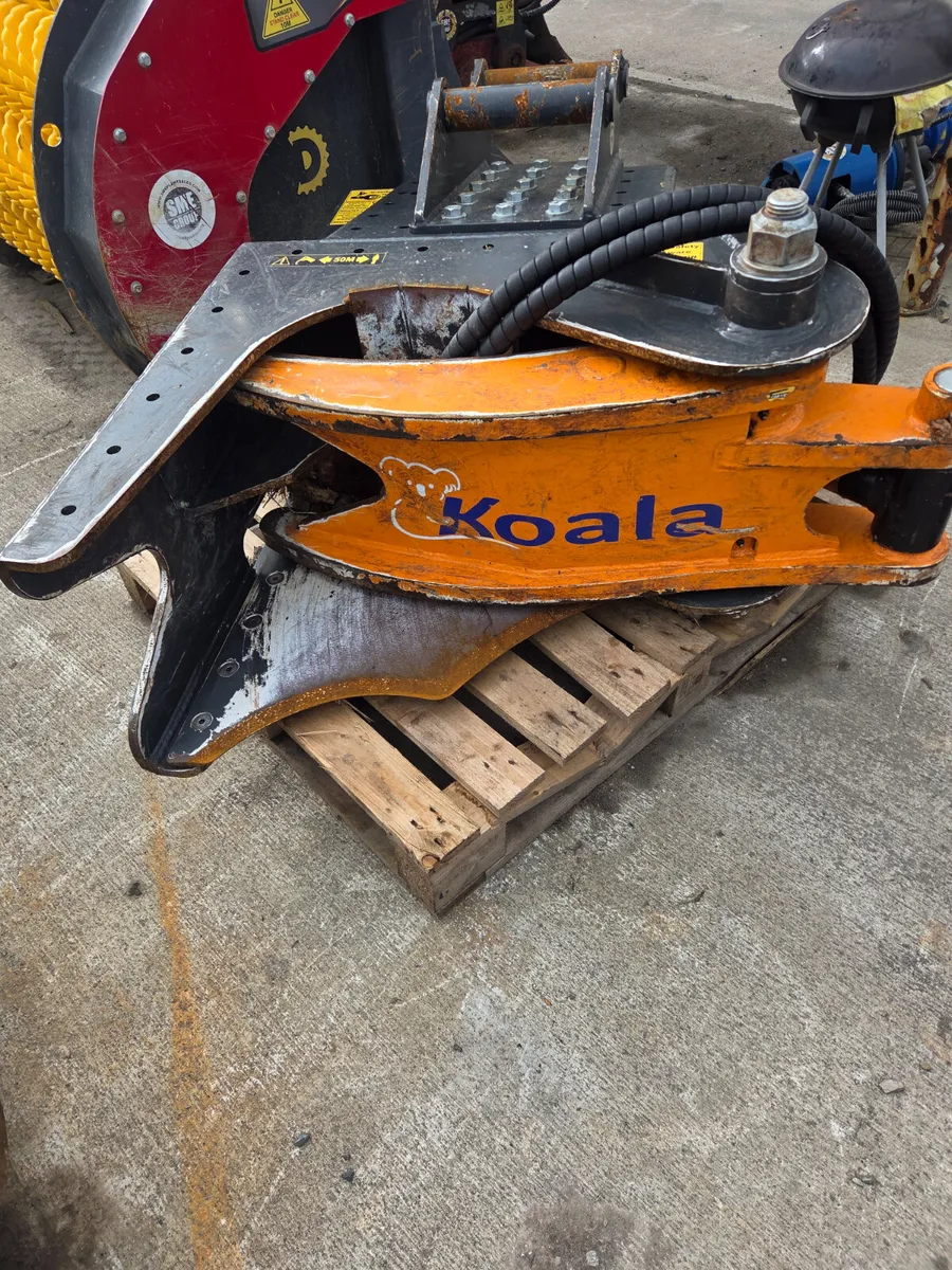 Ex hire Mde400 tree shears choice - Image 1