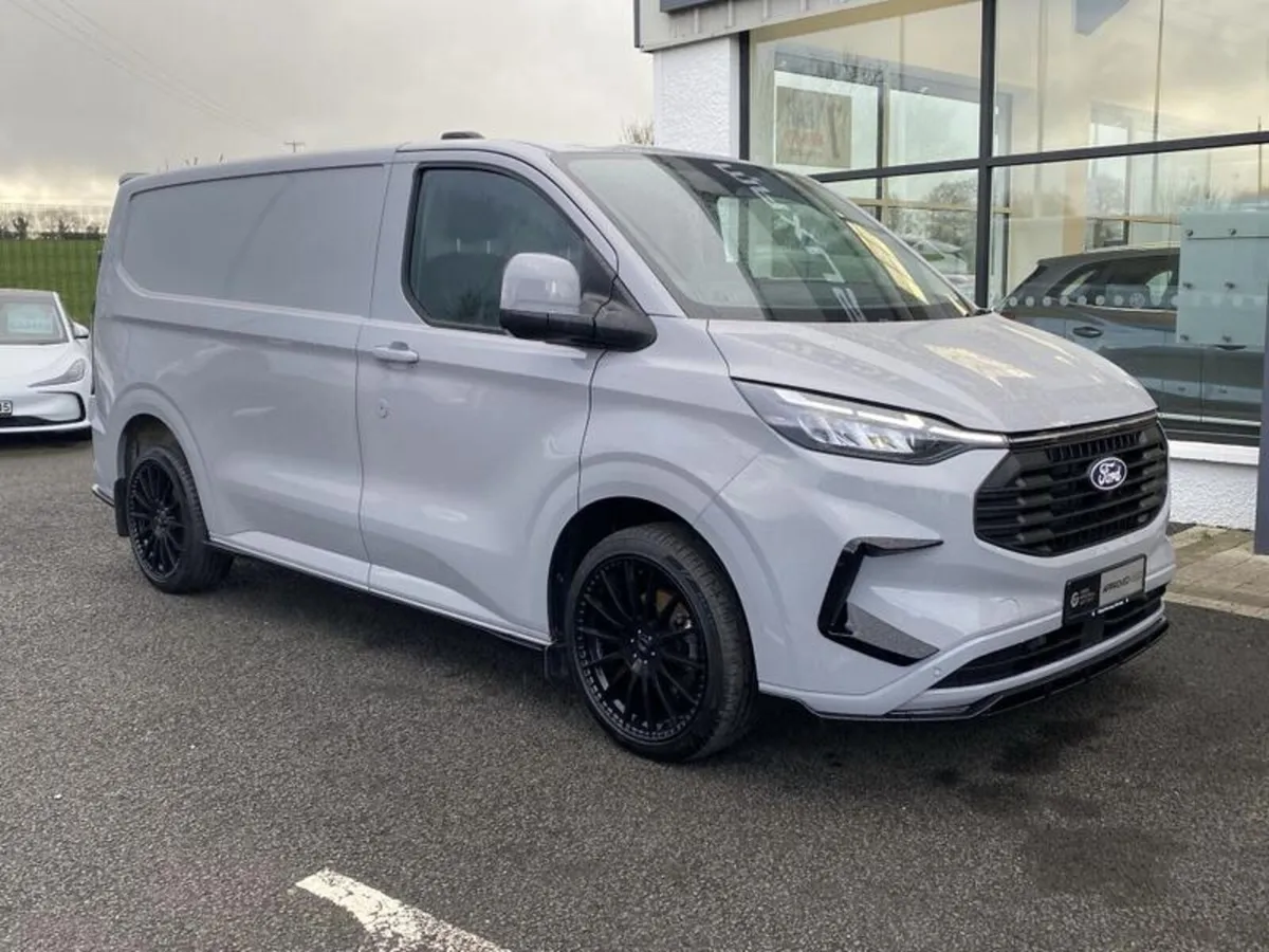 Ford Transit Custom 320 L1  FWD 2.0 EcoBlue 136ps - Image 1