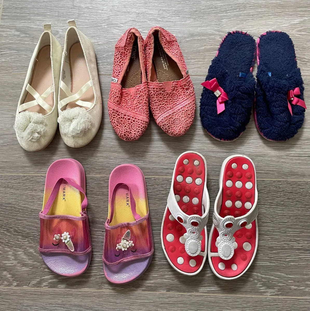 Girls Shoes/Pumps/TOMS/Slippers/Sliders/Flip Flops