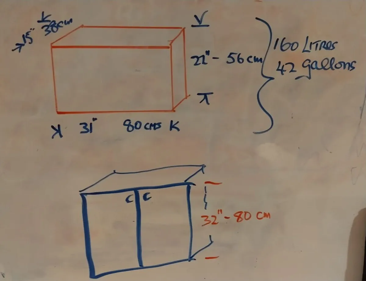 Fish tank,Cabinet plus Accessories - Image 2