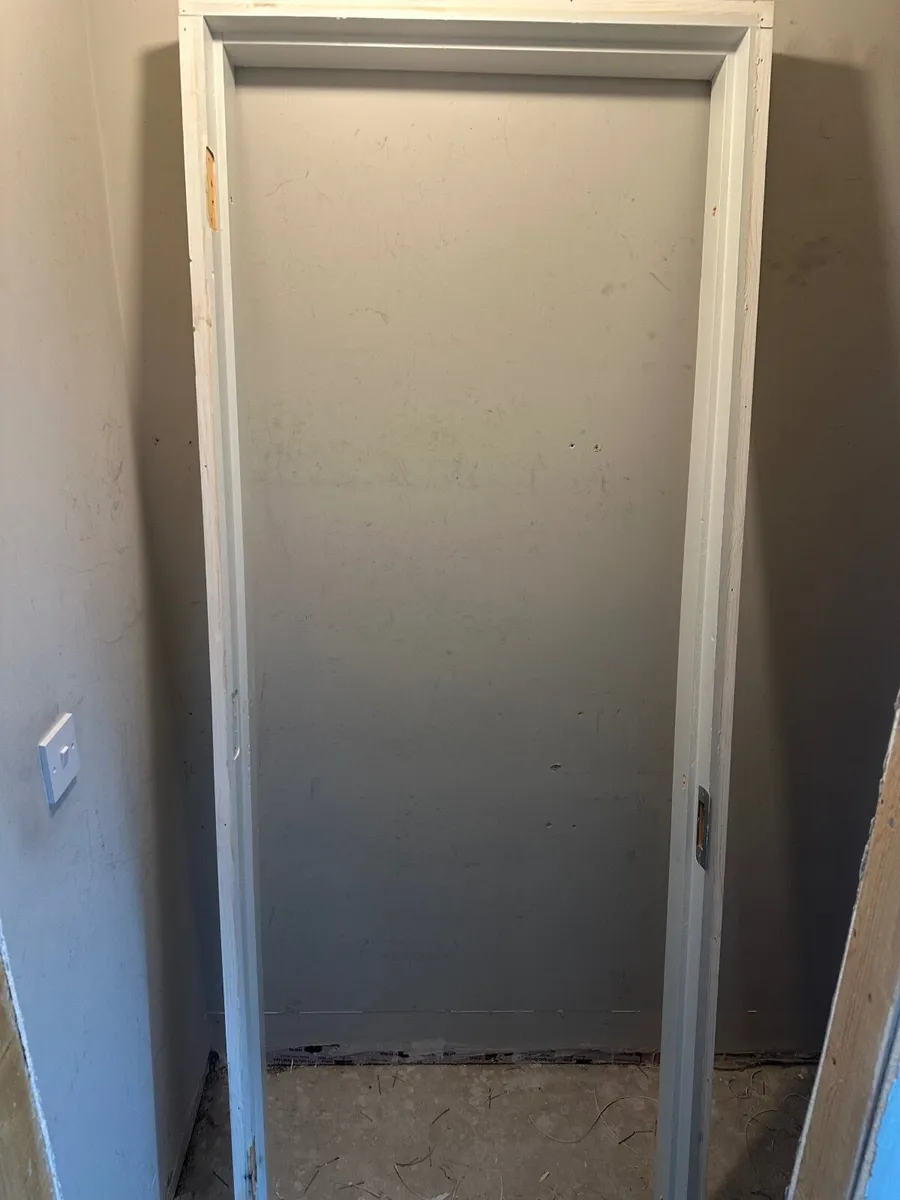 door and frame - Image 3