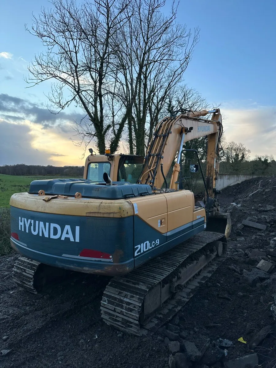 Hyundai 210lc-9 (hitachi Volvo 21ton digger) - Image 3