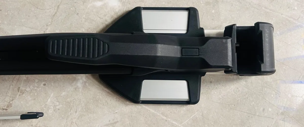 Thule roof mounted bike rack - Image 2