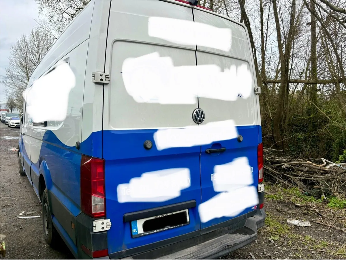 2024 Volkswagen crafter fridge van - Image 2