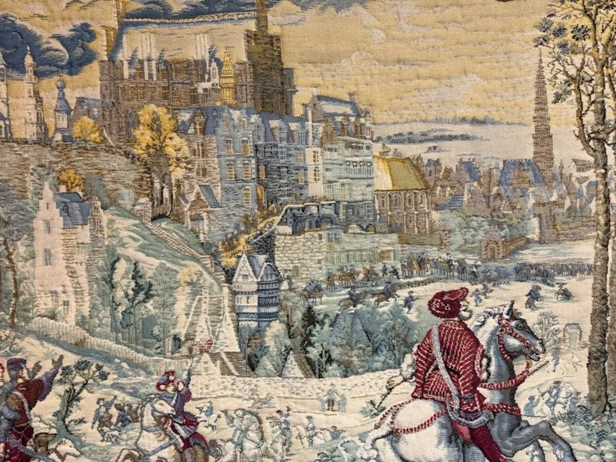 Exquisite Large Vintage French Tapestry - Image 2