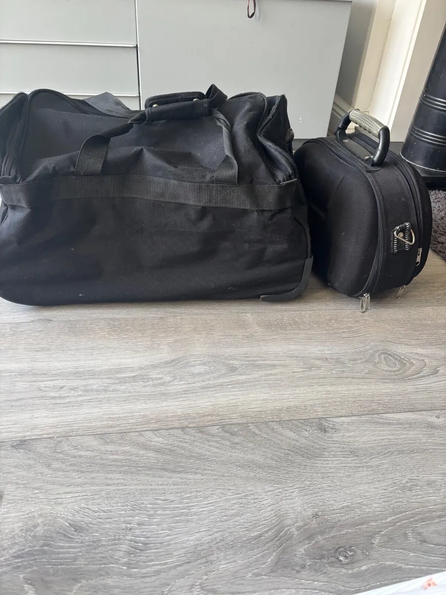 Travel Cases - Image 2