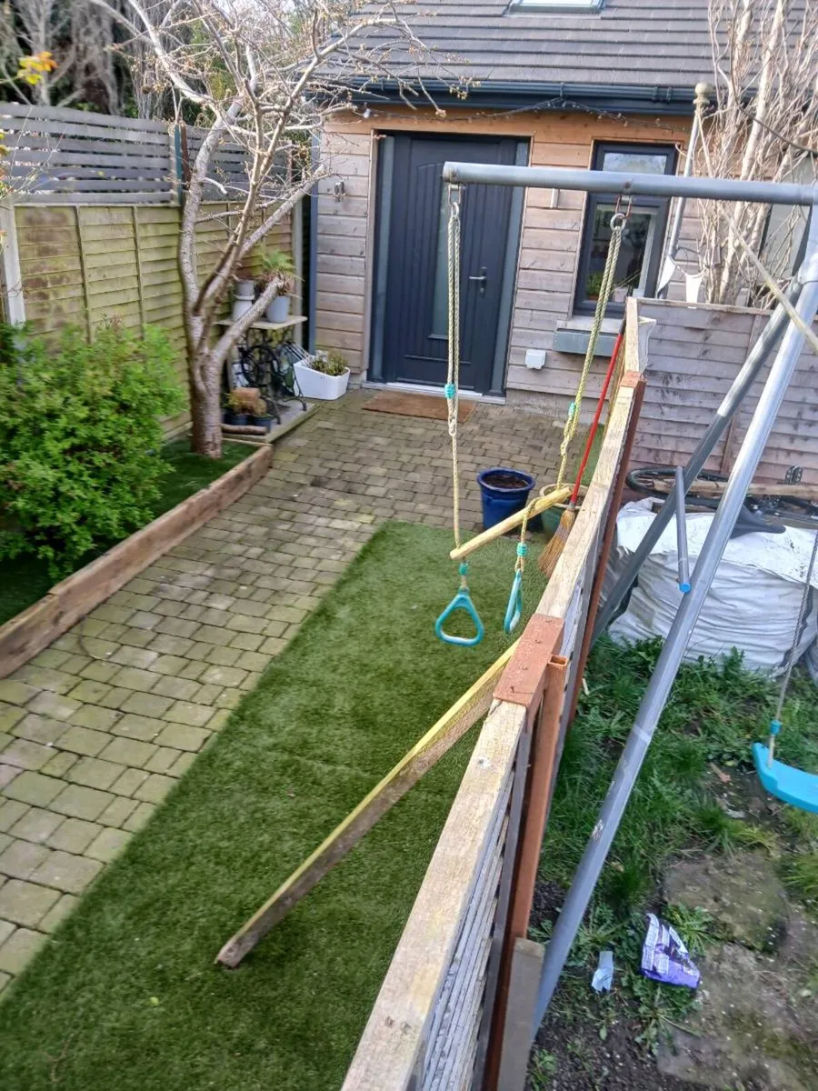 Garden Swing set - Image 2