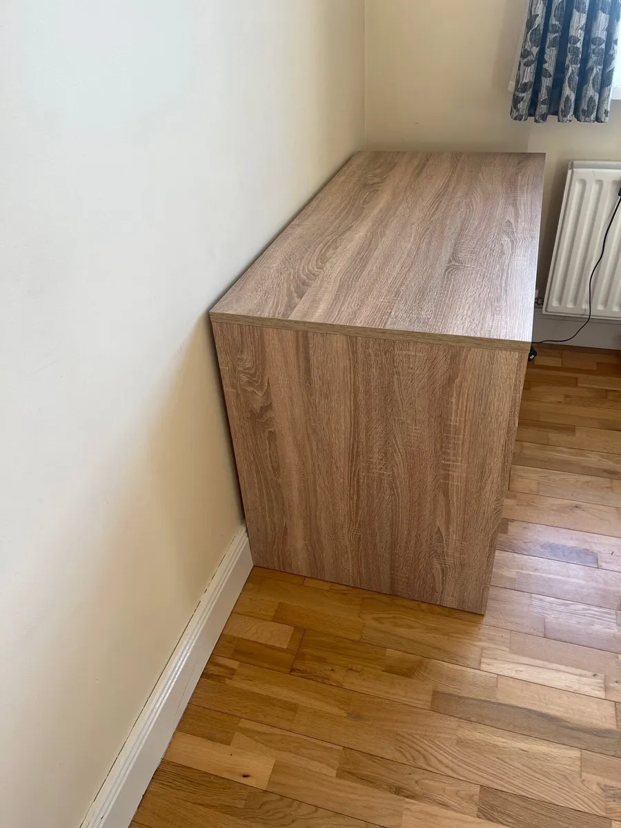 Computer desk - Image 3
