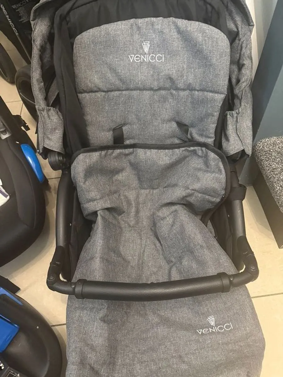 Vinicci 3-in-1 stroller - Image 4