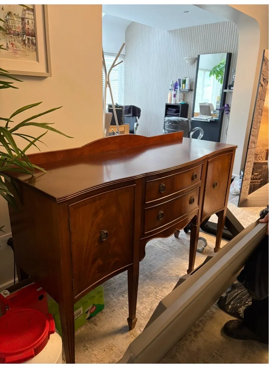 Sideboard - Image 3