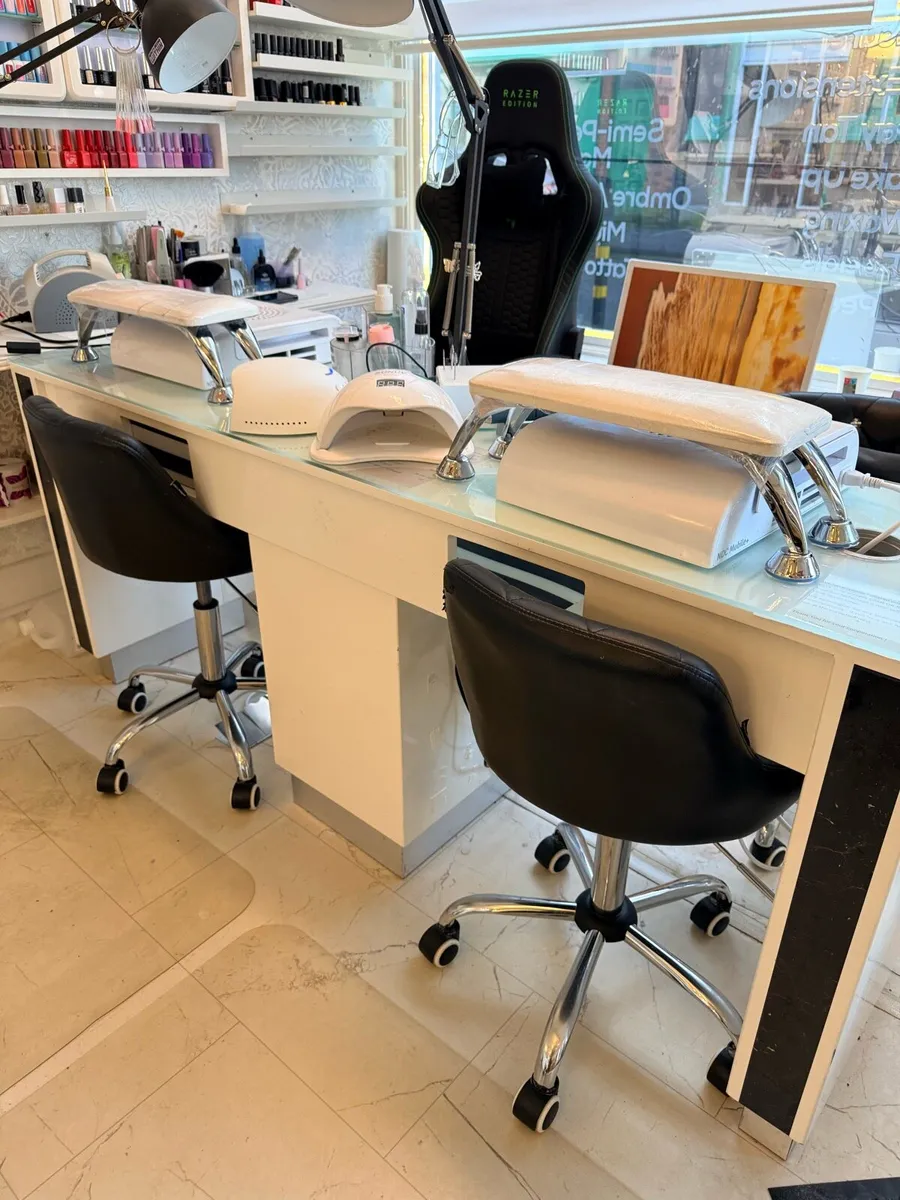 Nail Table - Image 2