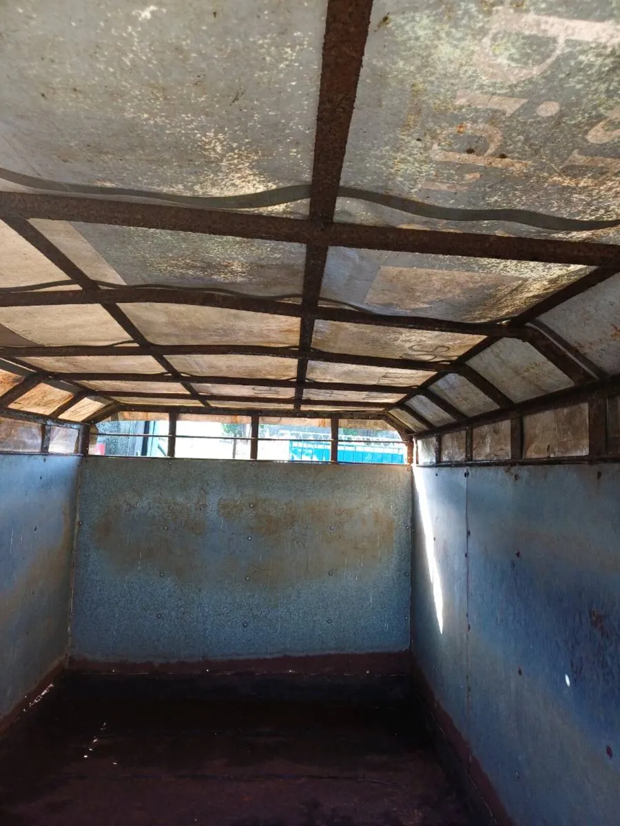 Tractor cattle trailer - Image 2