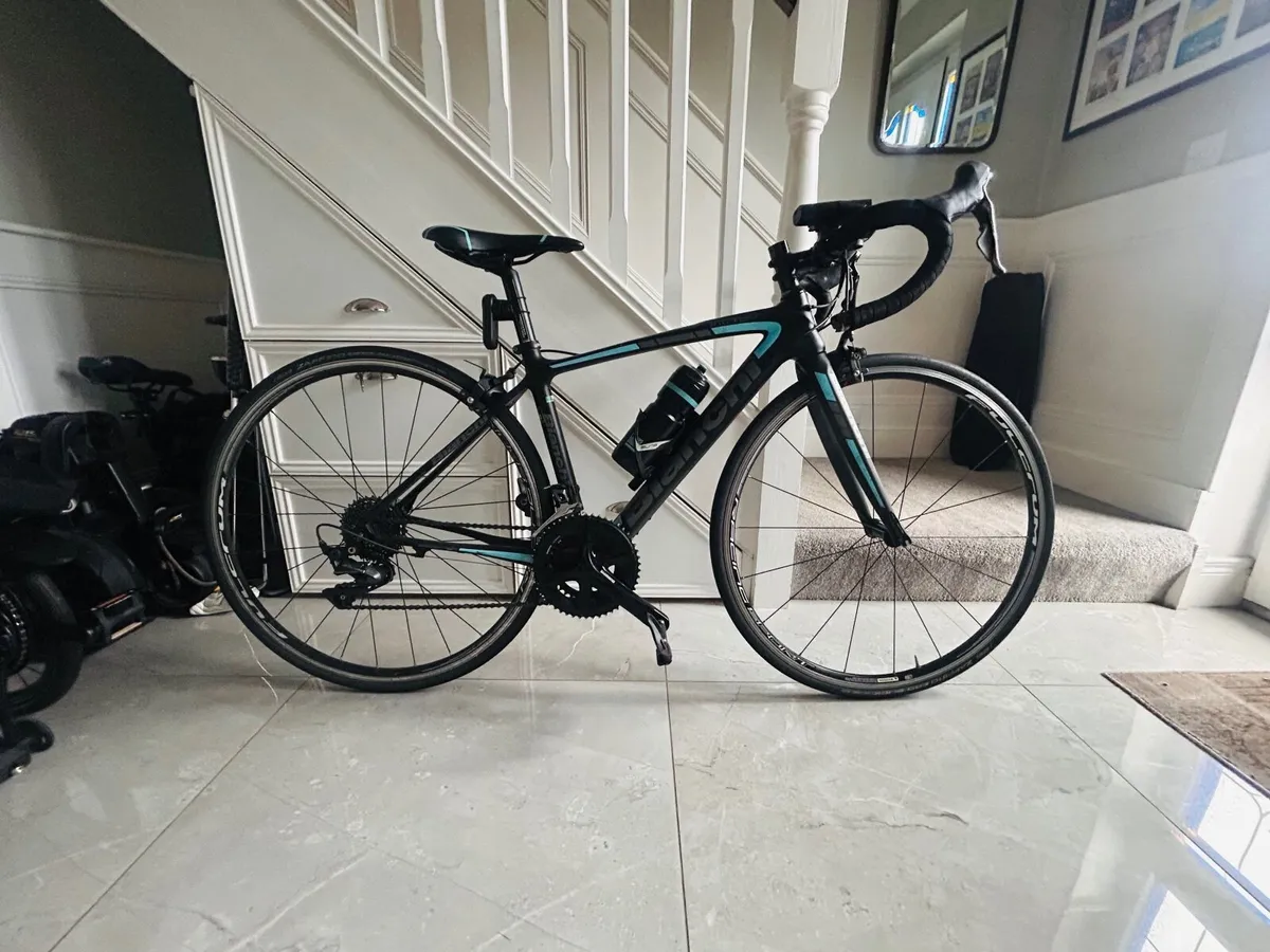 Bianchi Carbon Road bike - Image 1