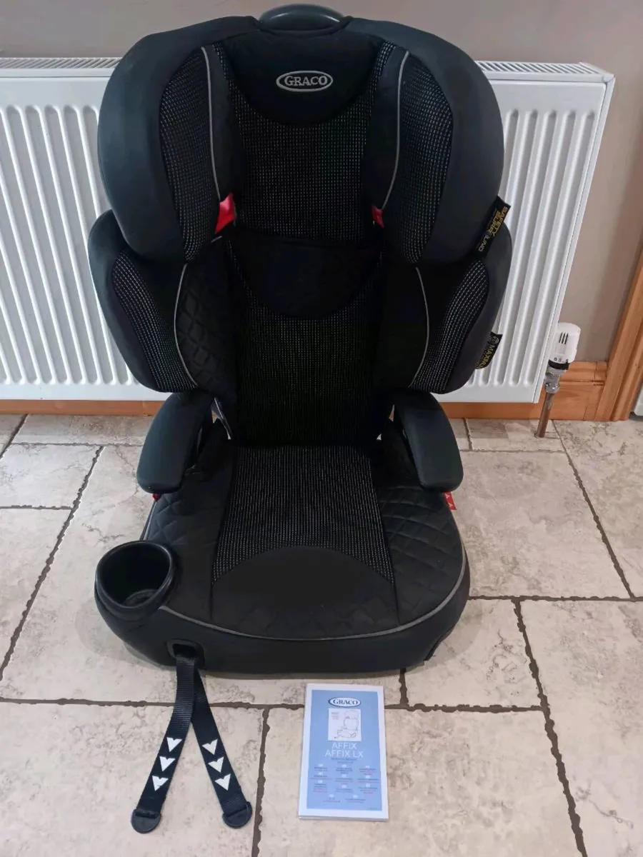 Graco booster seat - Image 1