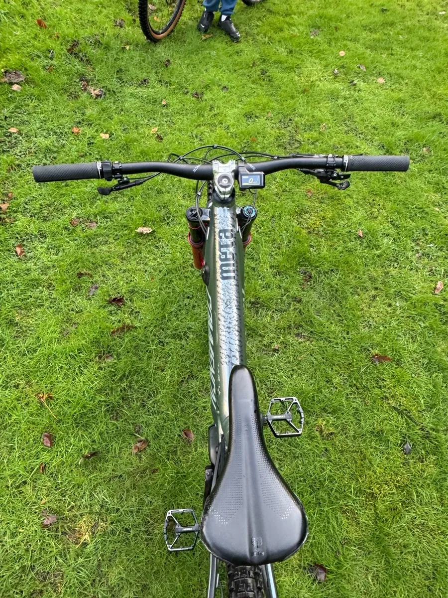 Electric Commencal meta - Image 3