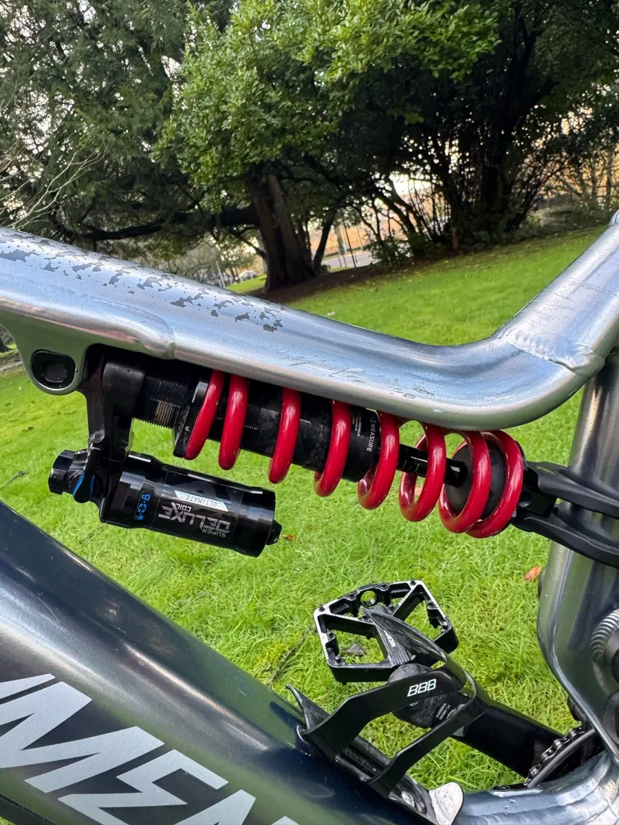 Electric Commencal meta - Image 4