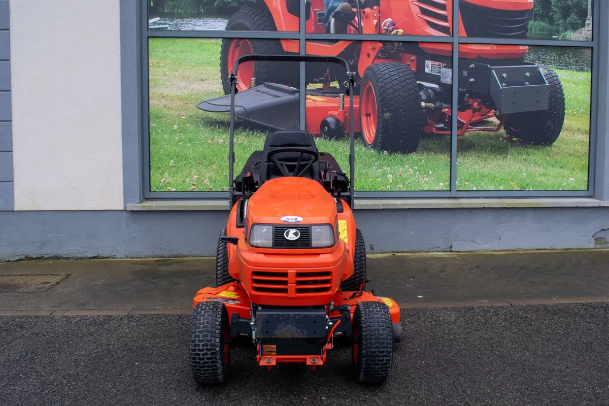 2022 Kubota G21eLD Lawnmower - Image 4