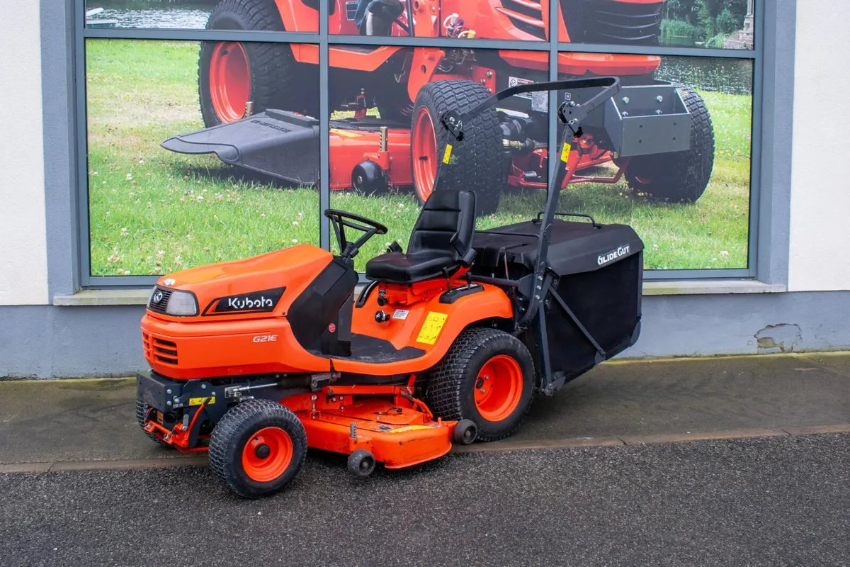 2022 Kubota G21eLD Lawnmower - Image 1