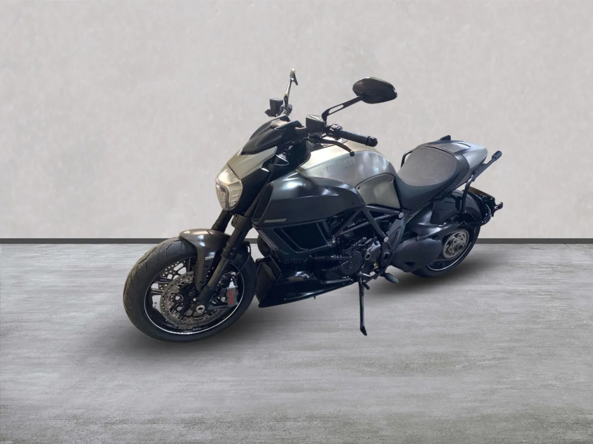 Ducati Diavel Titanium, NI Registered - Image 4