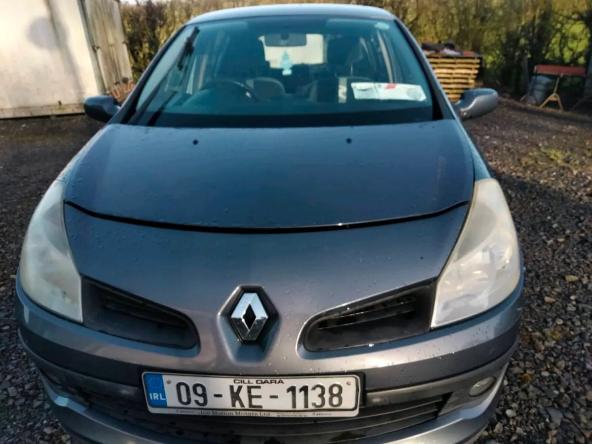 09 Renault Clio - Image 1