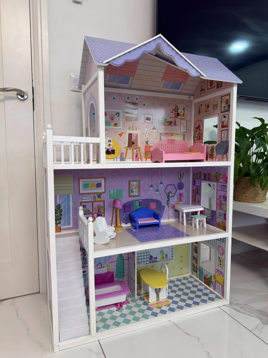 Sadie’s Wooden Doll House - Image 1