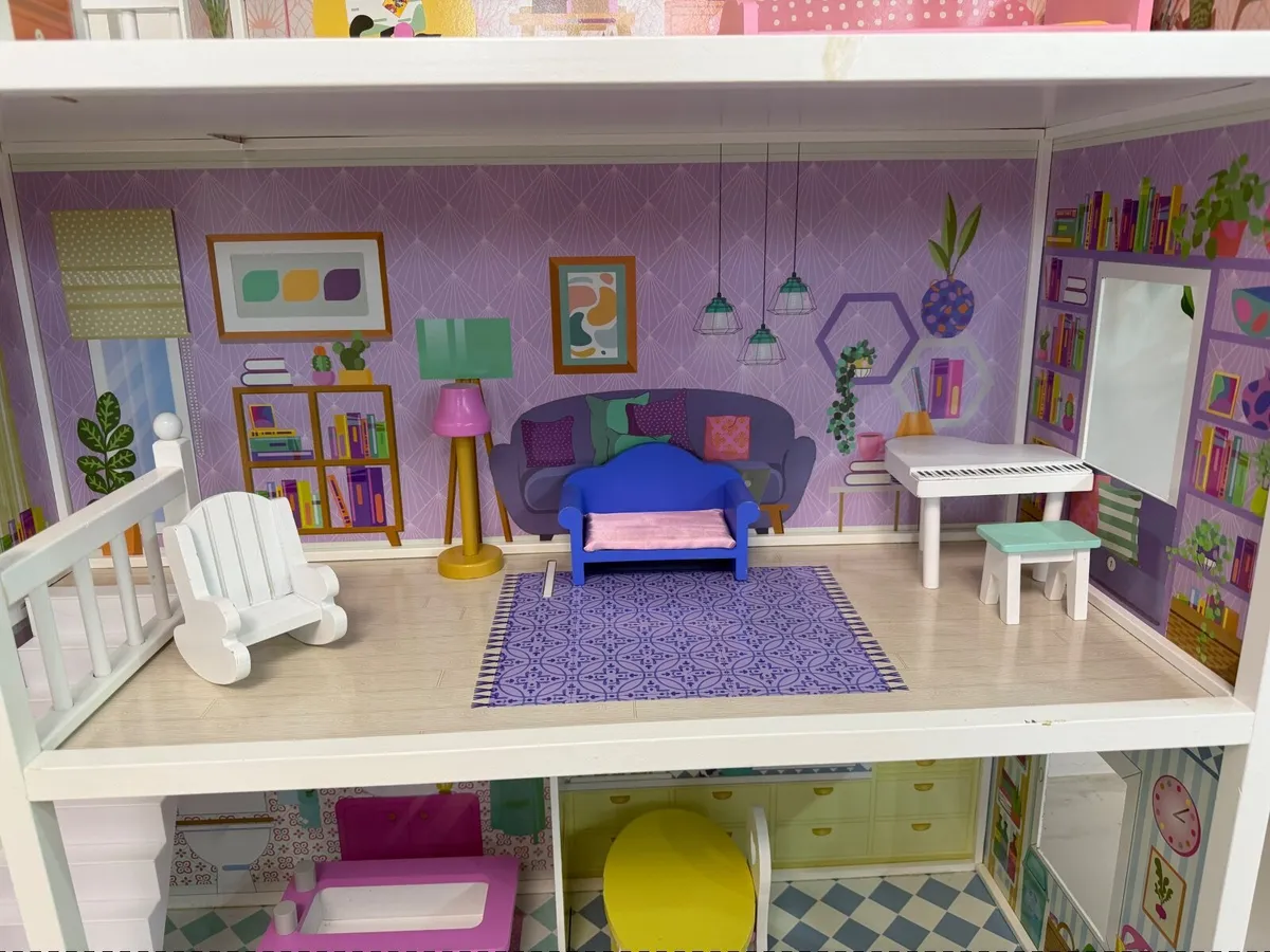Sadie’s Wooden Doll House - Image 3