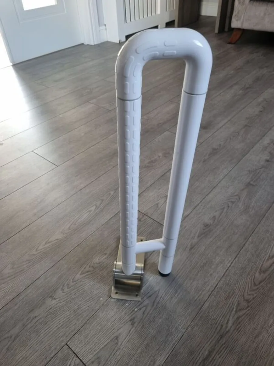 Safe Toilet Grab Bar - Image 3