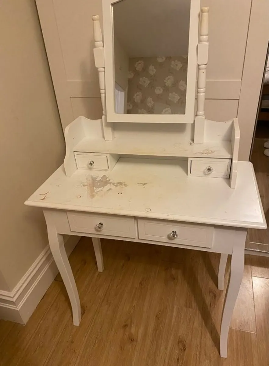Dressing table with mirror and stool - Image 4