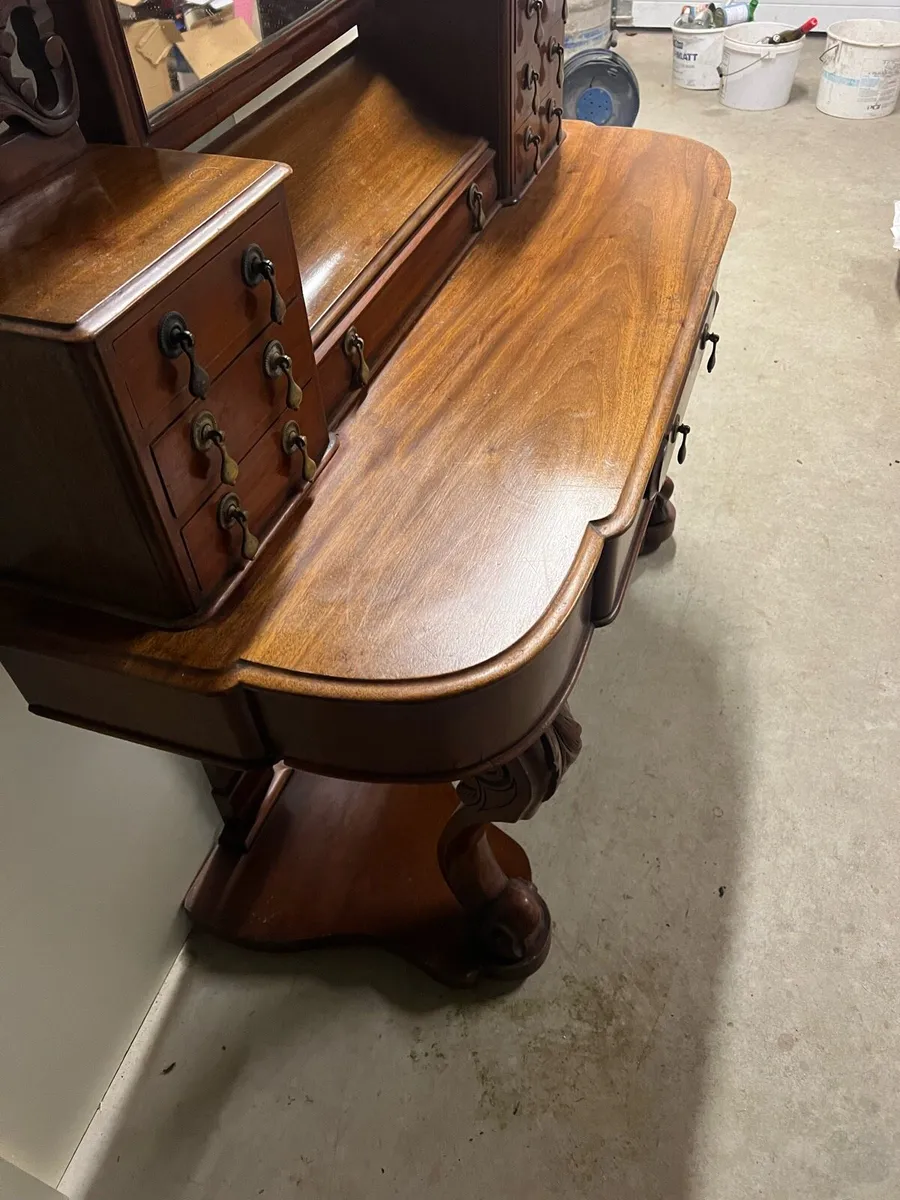 Mahogany dressing table - Image 2