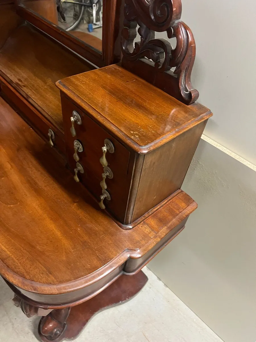 Mahogany dressing table - Image 4