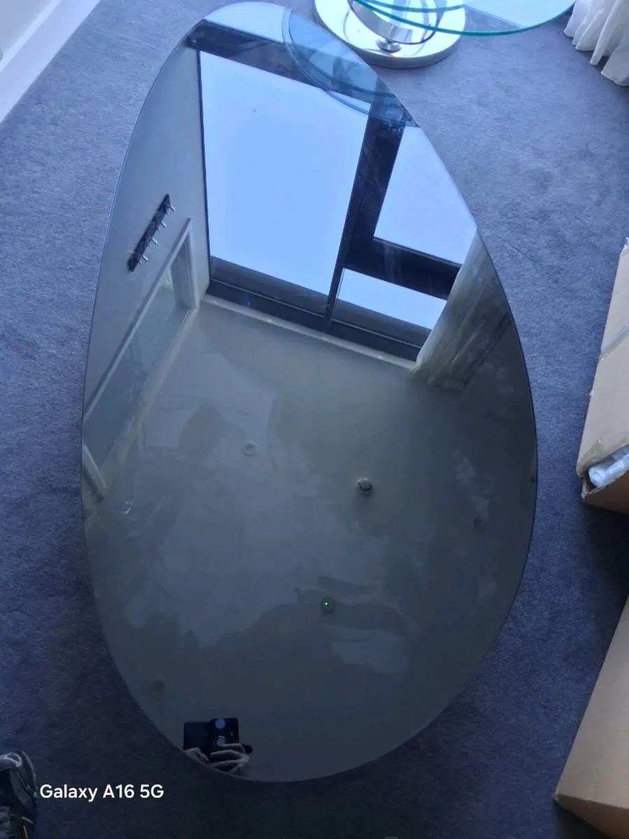 Coffee table - Image 1