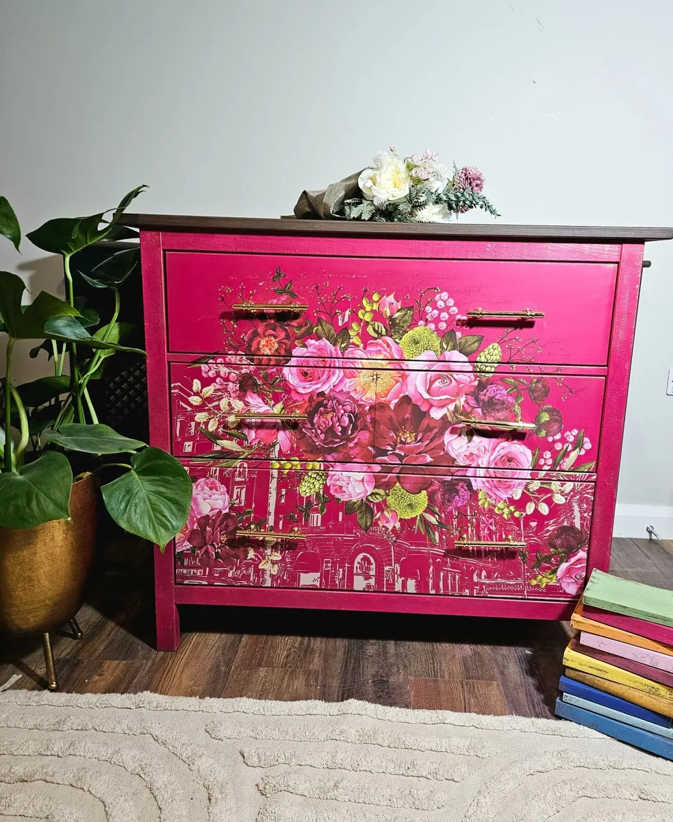 Chest of drawers - Image 2