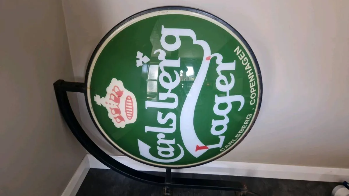 Pub mancave bar light up carlsberg sign - Image 1