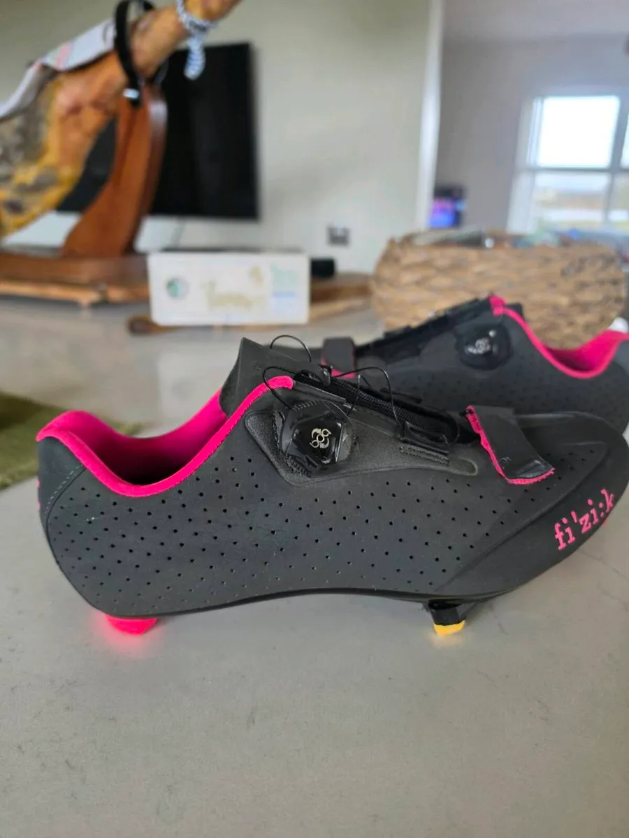 Fizik R5 Tempo Overcurve - Image 1