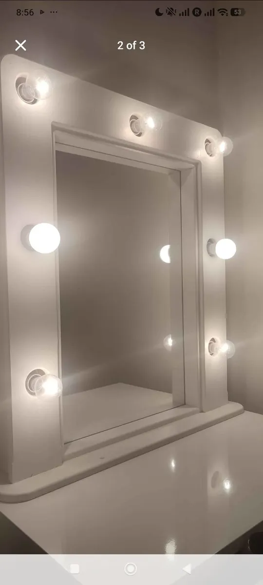 Hollywood Mirror - Image 2