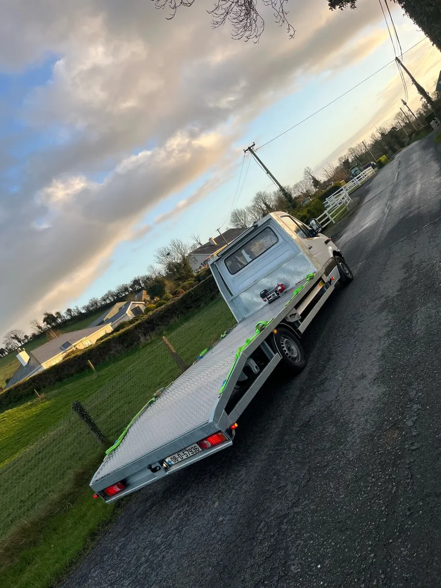 Recovery truck - Image 3