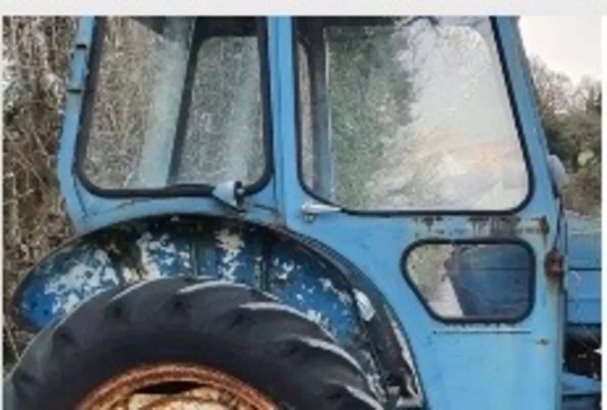 Ford 3000 cab - Image 1